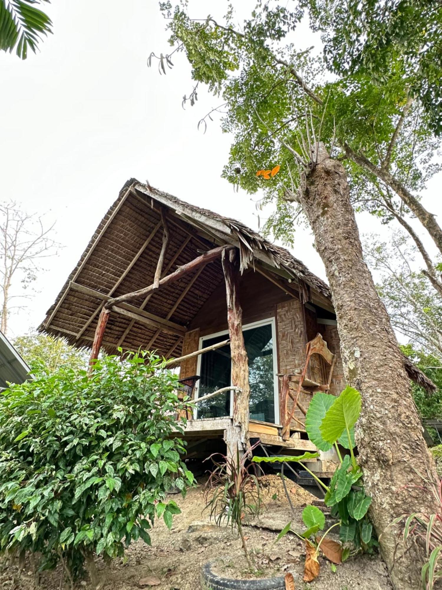 Готель Koh Mook Mountain View Екстер'єр фото