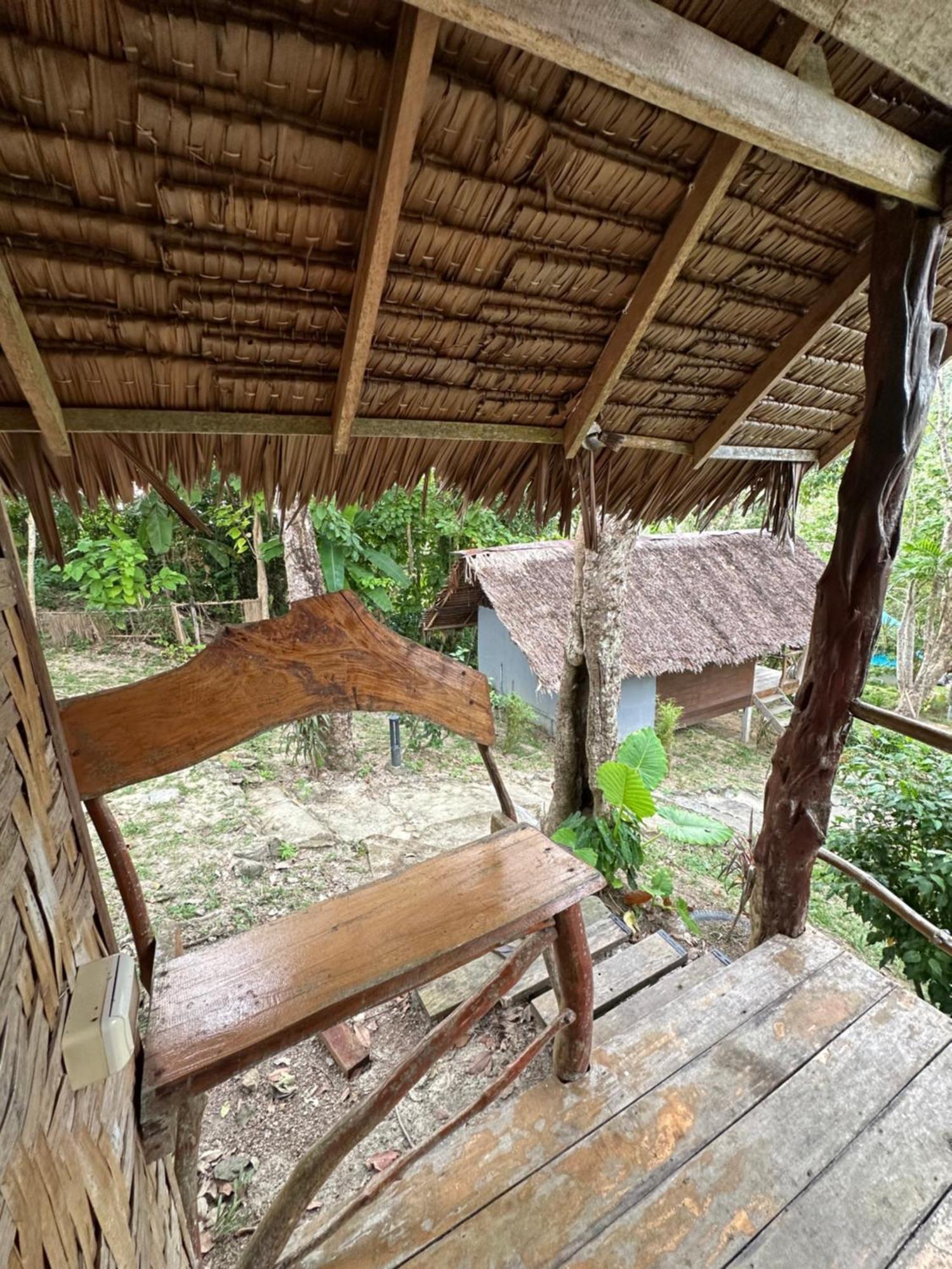 Готель Koh Mook Mountain View Екстер'єр фото