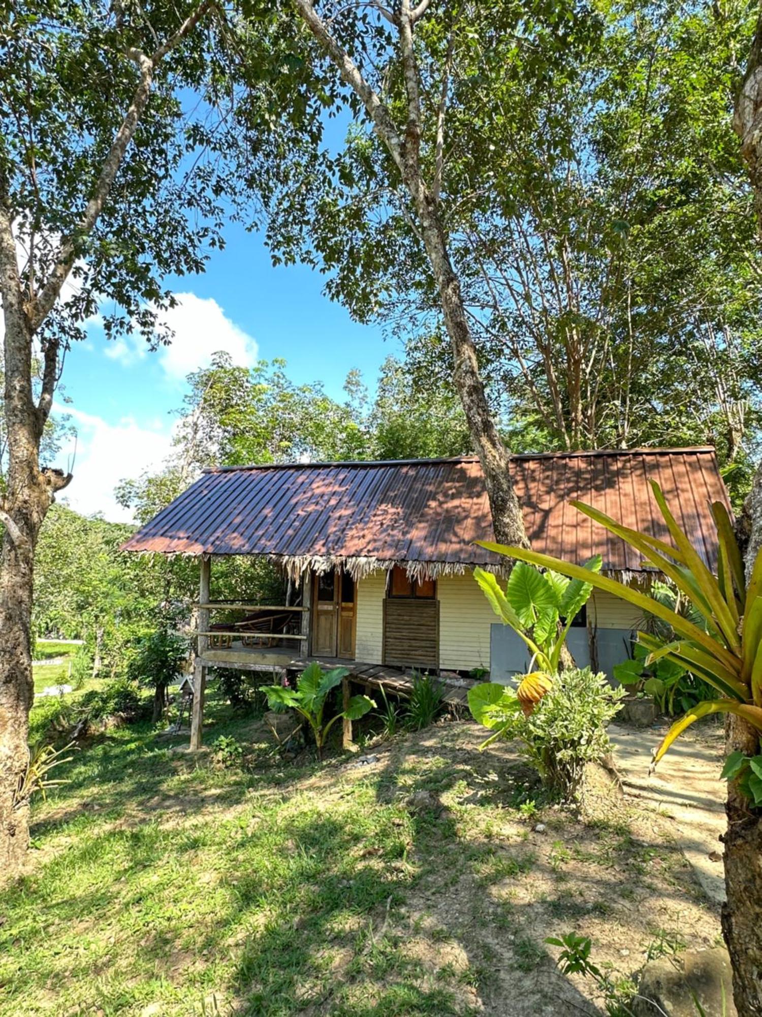 Готель Koh Mook Mountain View Екстер'єр фото