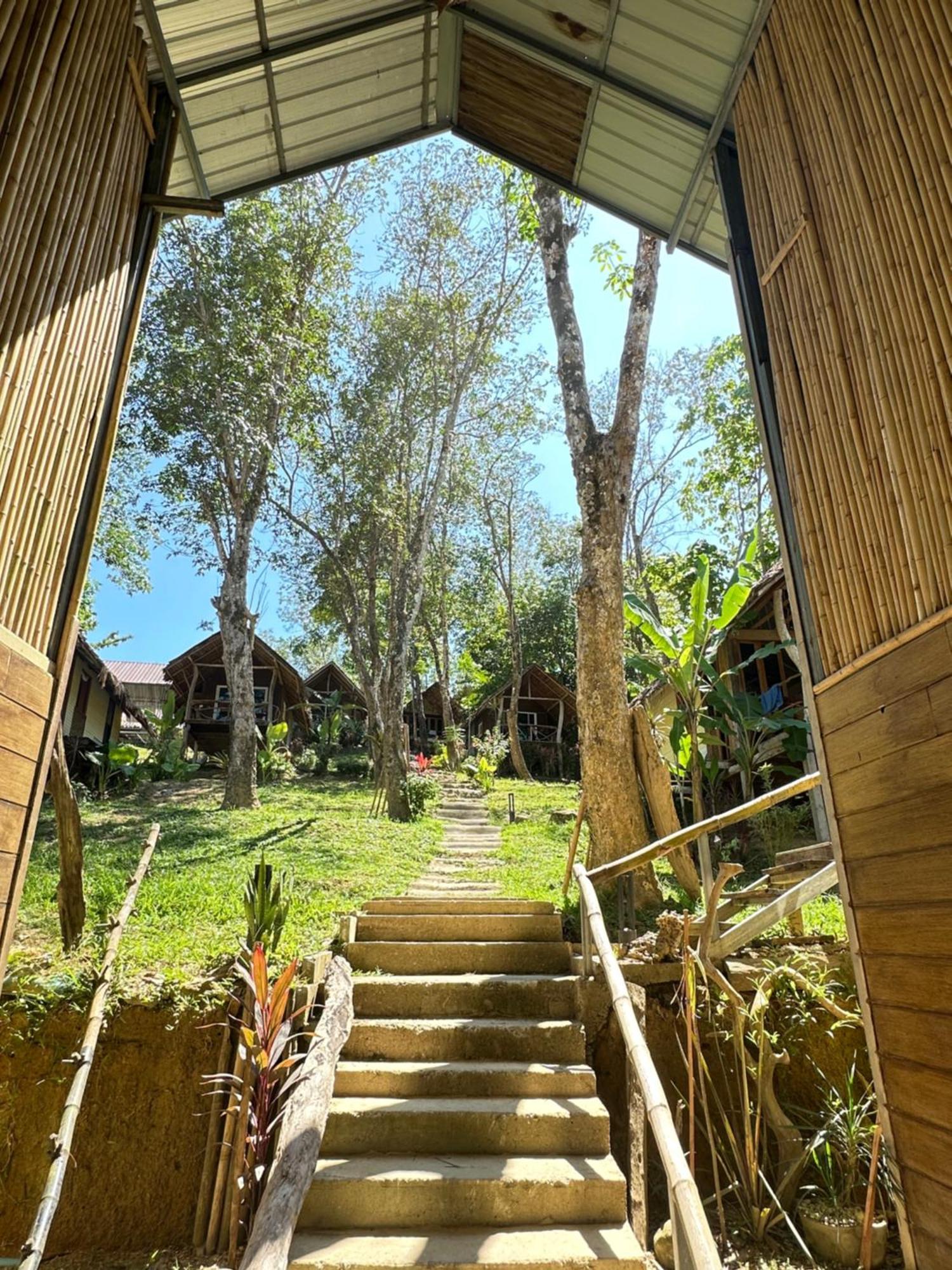 Готель Koh Mook Mountain View Екстер'єр фото